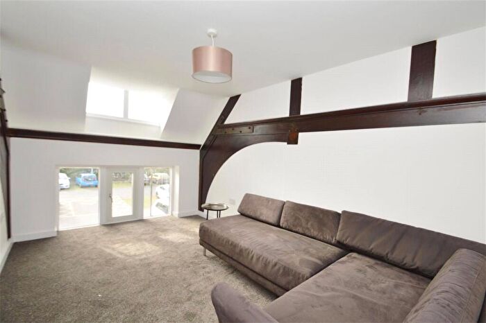 2 Bedroom Apartment To Rent In Hazelwell Street, Stirchley, Birmingham, B30