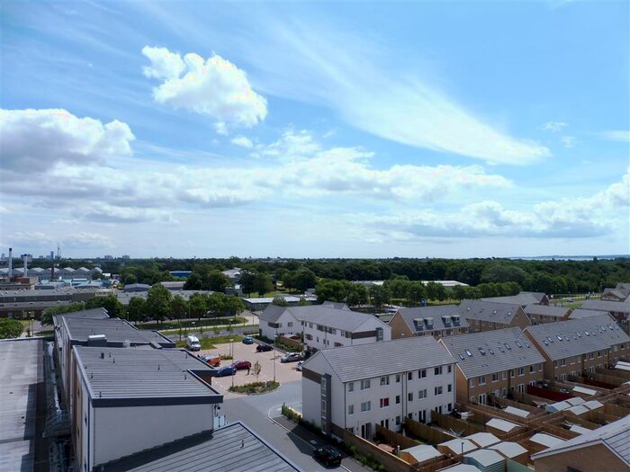 2 Bedroom Apartment To Rent In Blanchard Avenue, Gosport, PO13