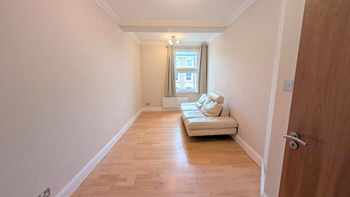 1 Bedroom Apartment To Rent In Kilburn High Road, London, NW6