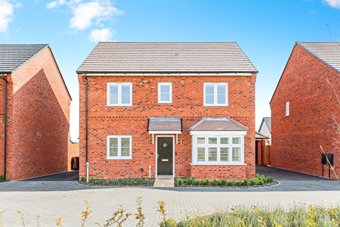 4 Bedroom Detached House For Sale In Martingale Street, Wellingborough, NN8