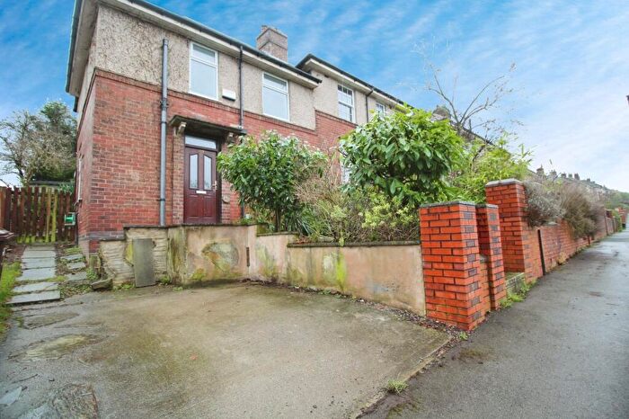 2 Bedroom Semi Detached House To Rent In Walden Road, Sheffield, S2