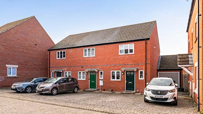 2 Bedroom End Terrace House For Sale In Dowse Road, Devizes, SN10