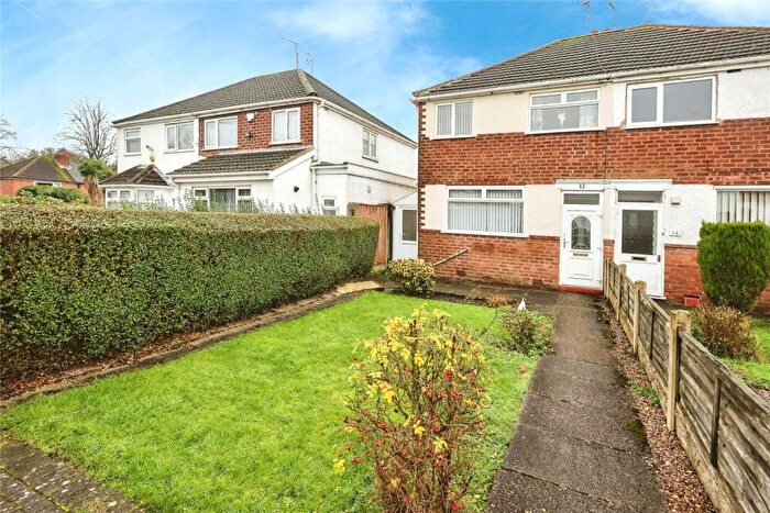 2 Bedroom Semi-Detached House For Sale In Swinbrook Grove, Great Barr, West Midlands, B44