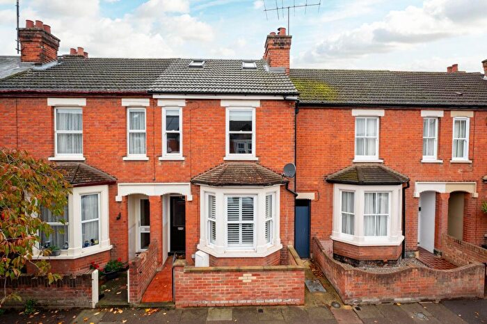 3 Bedroom Terraced House For Sale In York Street, Bedford, MK40