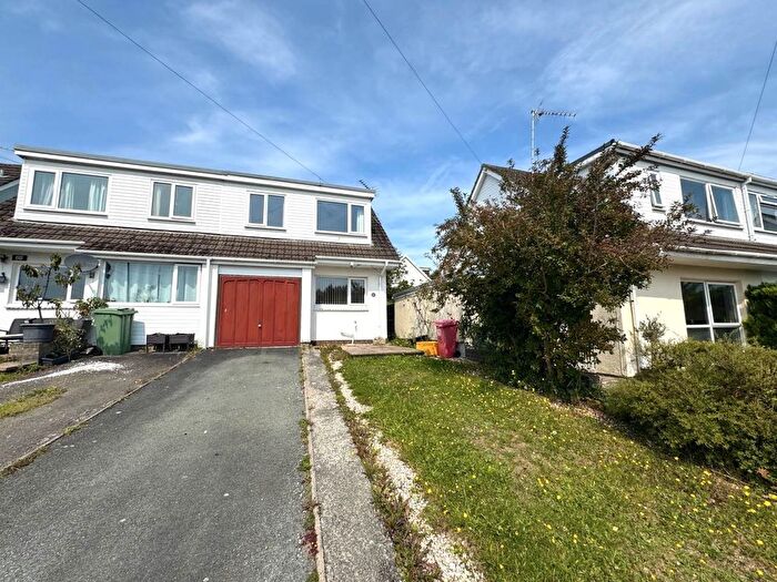 3 Bedroom Property For Sale In Bryncastell, Bow Street, Aberystwyth, SY24