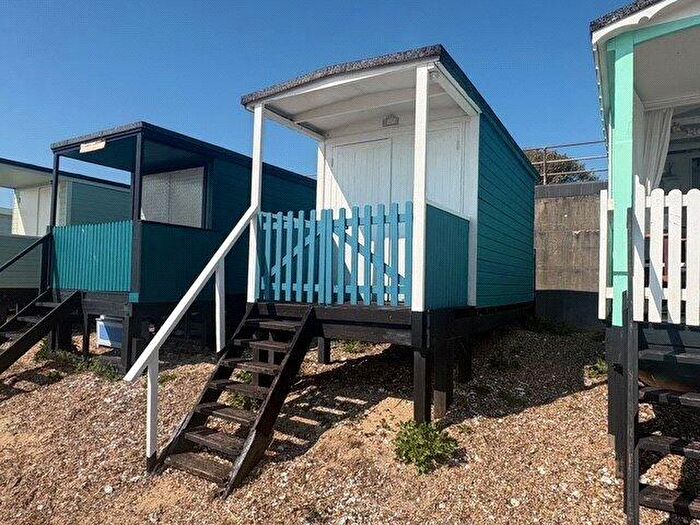 Detached House For Sale In Thorpe Esplanade, Thorpe Bay, Essex, SS1