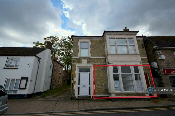 2 Bedroom Flat To Rent In Main Street, Littleport, Ely, CB6