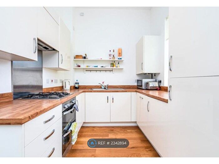 1 Bedroom Flat To Rent In Woodland House, Narborough, Leicester, LE19