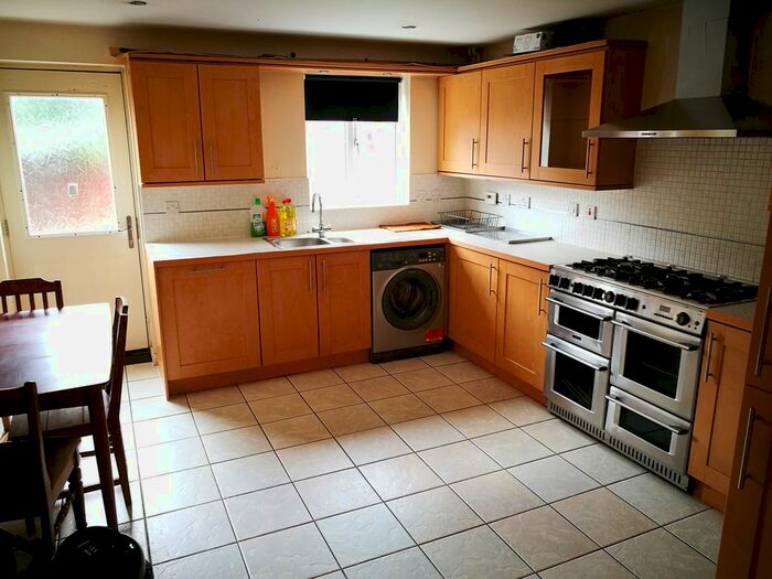 5 Bedroom Terraced House To Rent In Filton Avenue, Horfield, Bristol, BS7