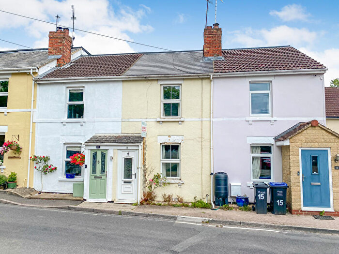 3 Bedroom Terraced House For Sale In No. Washpool, Swindon, SN5