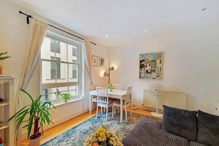 2 Bedroom Flat To Rent In Paul Street, Shoreditch, London, EC2A