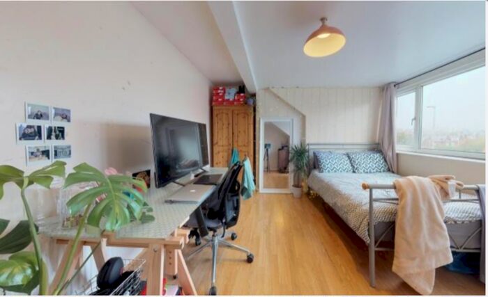 5 Bedroom Terraced House To Rent In Ashville Road, Leeds, West Yorkshire, LS6