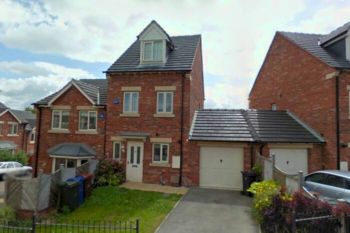 3 Bedroom Semi-Detached House To Rent In Old Oaks View, Barnsley, S70