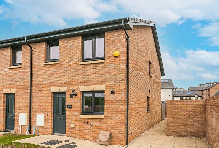 3 Bedroom Terraced House For Sale In Sandilands Road, Edinburgh, EH16