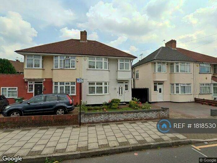 3 Bedroom Semi-Detached House To Rent In Malvern Gardens, Harrow, HA3