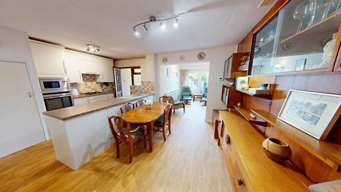 3 Bedroom Semi-Detached House For Sale In Prospect Avenue, Stanford-Le-Hope, Essex, SS17