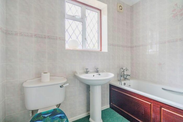 2 Bedroom Detached Bungalow For Sale In Ibstone, High Wycombe, HP14