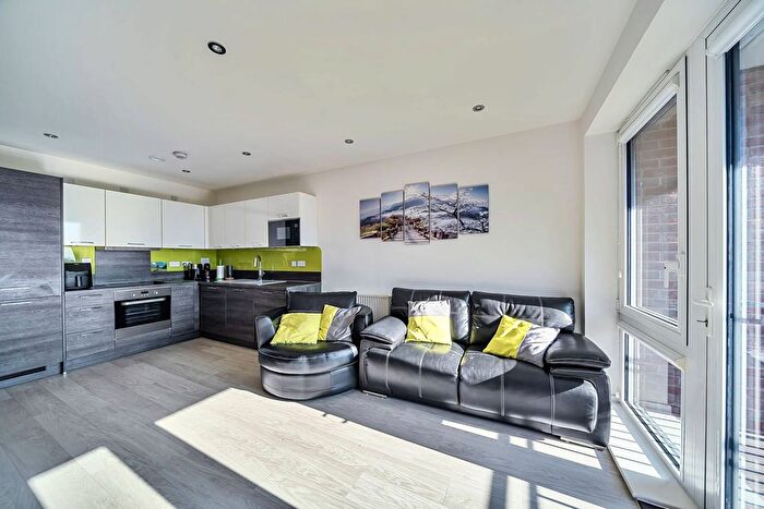 2 Bedroom Flat To Rent In Hayling Way, Edgware, HA8