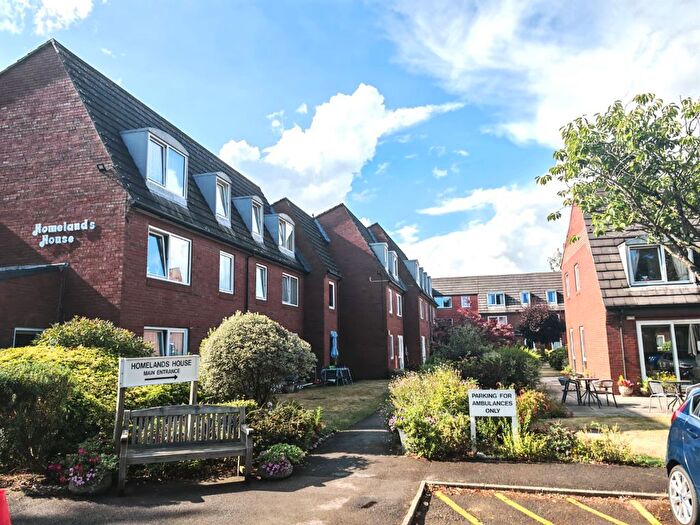 1 Bedroom Flat For Sale In Ringwood Road, Ferndown, BH22