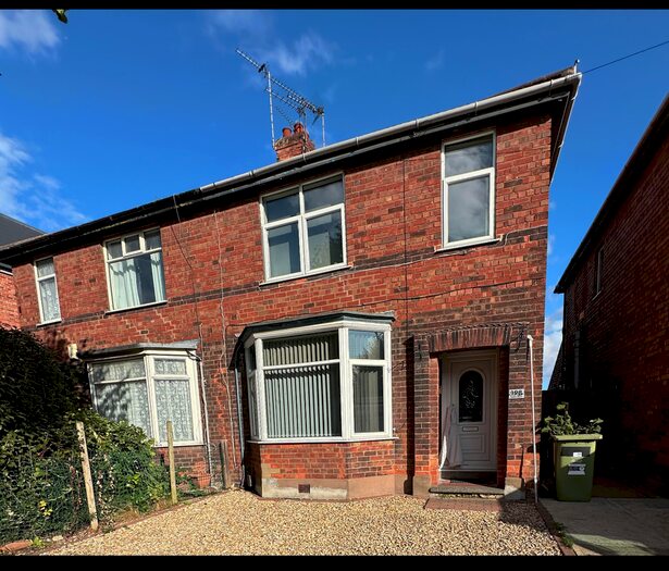 3 Bedroom Semi-Detached House To Rent In Ropery Road, Gainsborough, DN21