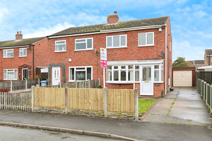 3 Bedroom Semi-detached House For Sale In Camborne Crescent, Retford, DN22