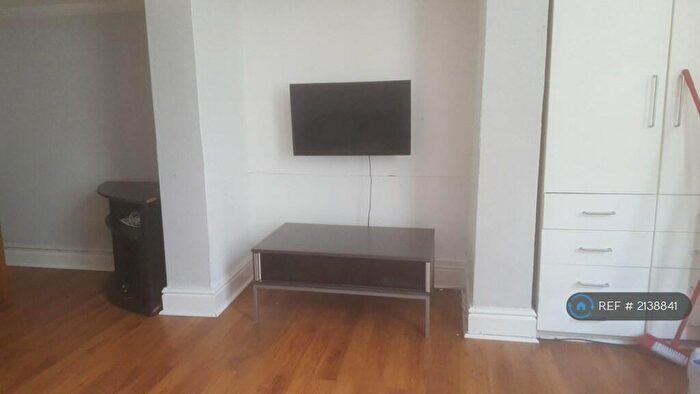 1 Bedroom Flat To Rent In Sherwood, Nottinghamshire, NG5