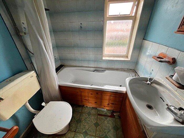 3 Bedroom Terraced House For Sale In Neville Road, Chester, Cheshire, CH3
