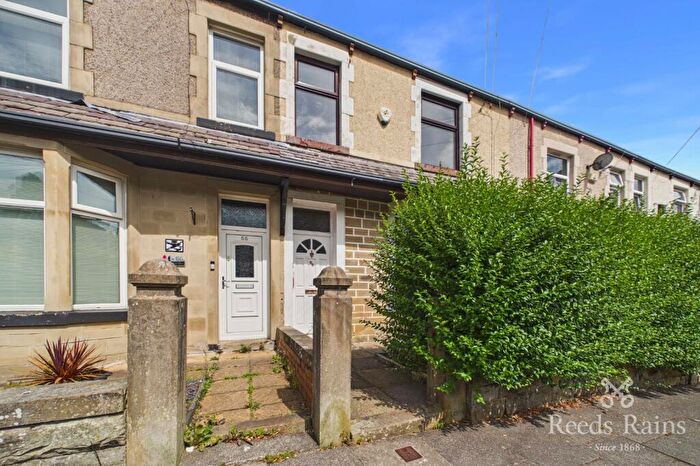 3 Bedroom Terraced House To Rent In Clevelands Road, Burnley, Lancashire, BB11