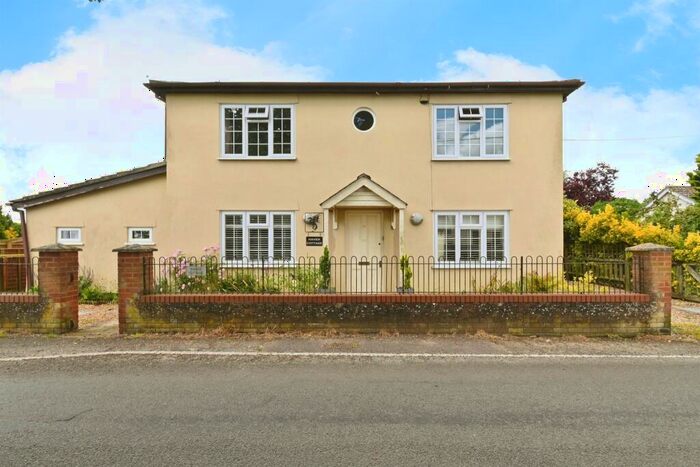 4 Bedroom Detached House For Sale In Mill Road, Occold, Eye, IP23