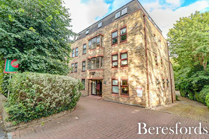 1 Bedroom Flat For Sale In Queens Road, Brentwood, CM14
