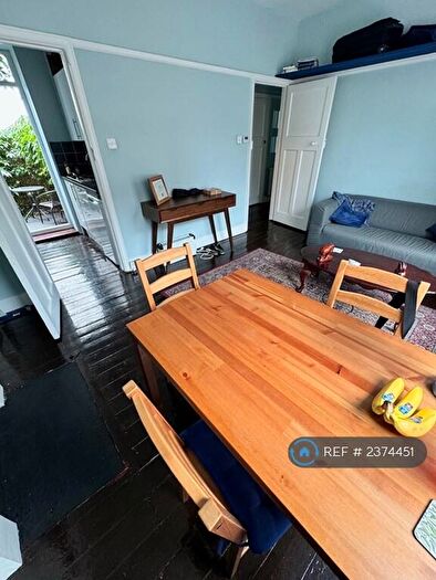 1 Bedroom Flat To Rent In Sussex House, London, NW1