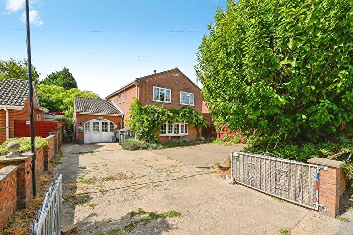 4 Bedroom Detached House For Sale In Isle Road, Outwell, Wisbech, Norfolk, PE14