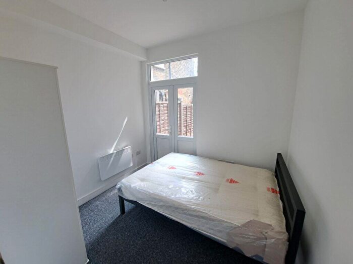 1 Bedroom Flat To Rent In Bedroom Flat – The Avenue, Tottenham, N17