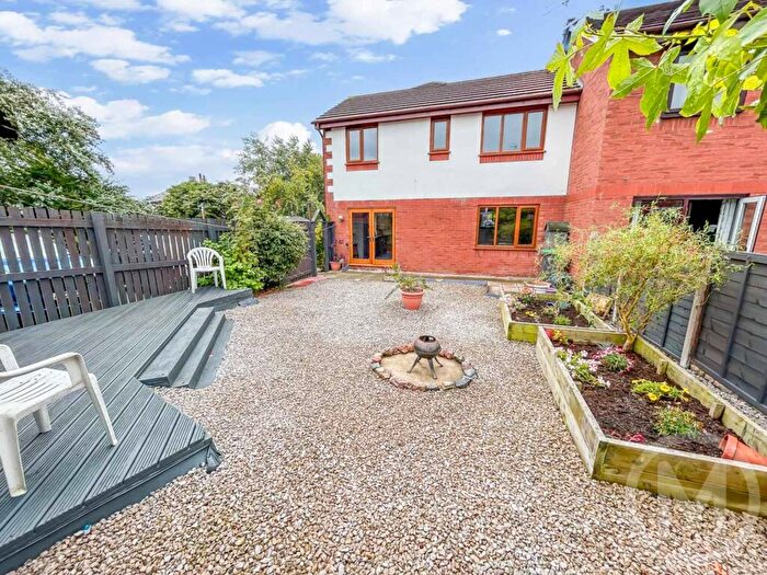 3 Bedroom End Of Terrace House For Sale In Catterall Close, Blackpool, FY1