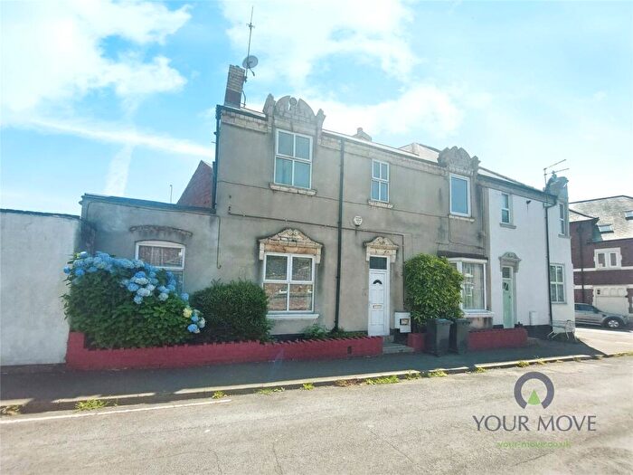 2 Bedroom End Of Terrace House To Rent In Adelaide Street, Brierley Hill, West Midlands, DY5