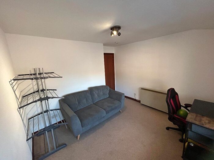 1 Bedroom Flat To Rent In West Stirling Street, Alva, Clackmannanshire, FK12