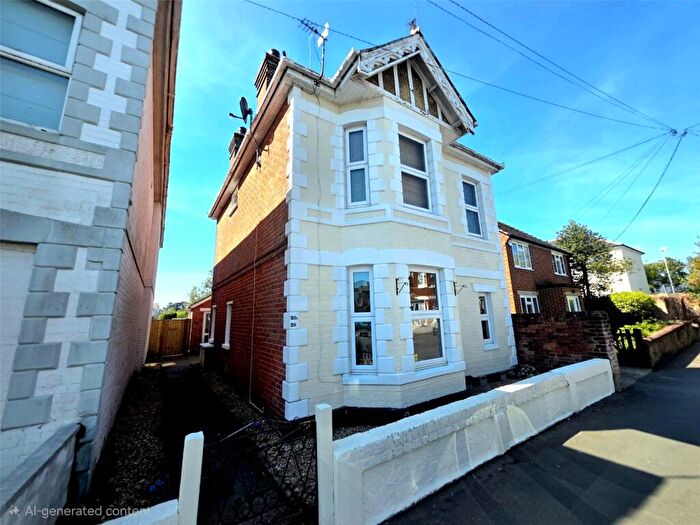 2 Bedroom Flat For Sale In Station Road, Christchurch, Dorset, BH23