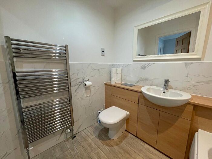 1 Bedroom Flat To Rent In Tryst Park, Larbert, Stirlingshire, FK5