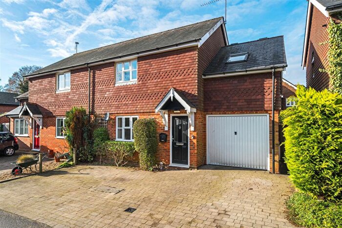 3 Bedroom Semi-Detached House To Rent In Jubilee Lane, Grayshott, Hindhead, GU26