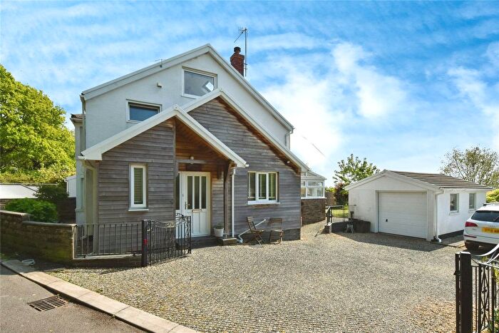 3 Bedroom Semi-detached House For Sale In Saron Road, Llanelli, Carmarthenshire, SA14