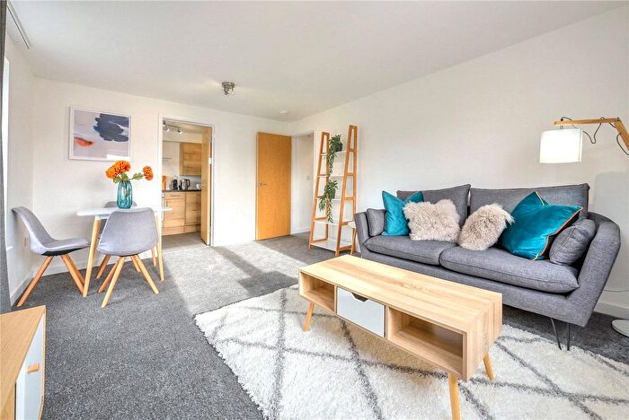 2 Bedroom Flat To Rent In Haybridge Road, Hadley, Telford, Shropshire, TF1