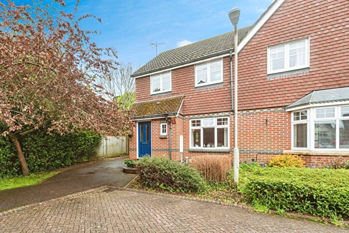 3 Bedroom Semi-Detached House For Sale In Sims Close, Bramley, Tadley, RG26