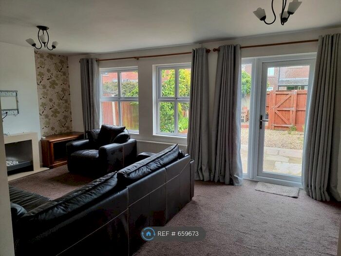 3 Bedroom Terraced House To Rent In Barn Croft, Leyland, PR26