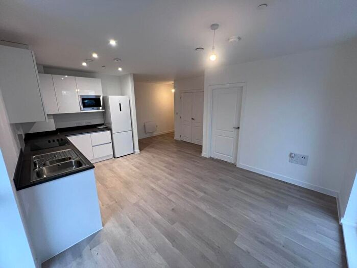 2 Bedroom Flat To Rent In Eden Avenue, Belgrave Village, Birmingham, B12