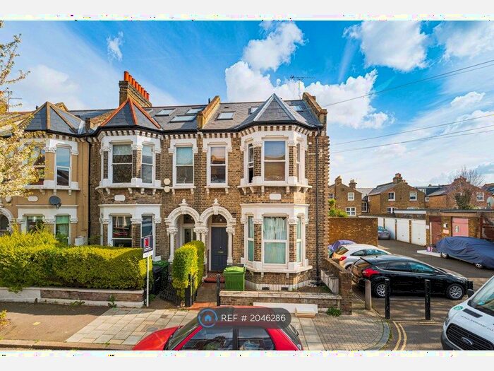 2 Bedroom Flat To Rent In Beechdale Road, London, SW2