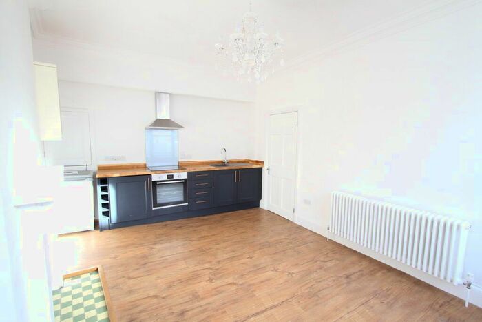 1 Bedroom Flat To Rent In Old Town Suites, Parsons Street, Banbury, Oxon, OX16