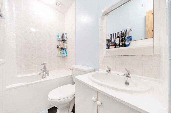 4 Bedroom Terraced House For Sale In Darvill Road, Ropley, Alresford, Hampshire, SO24