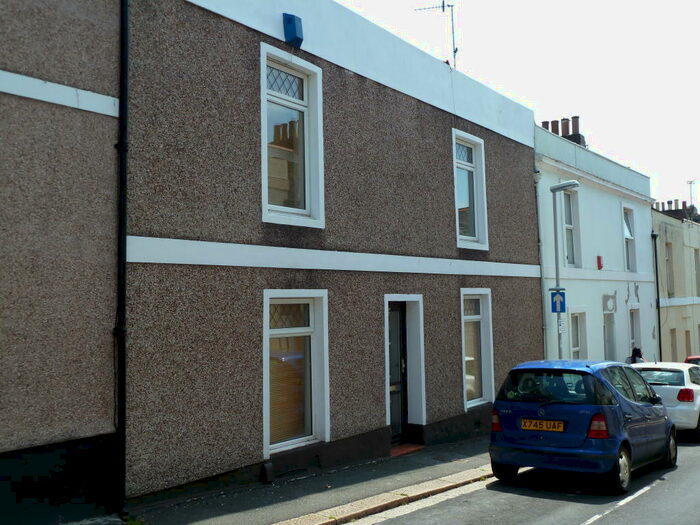 6 Bedroom House To Rent In Chedworth Street, PL4