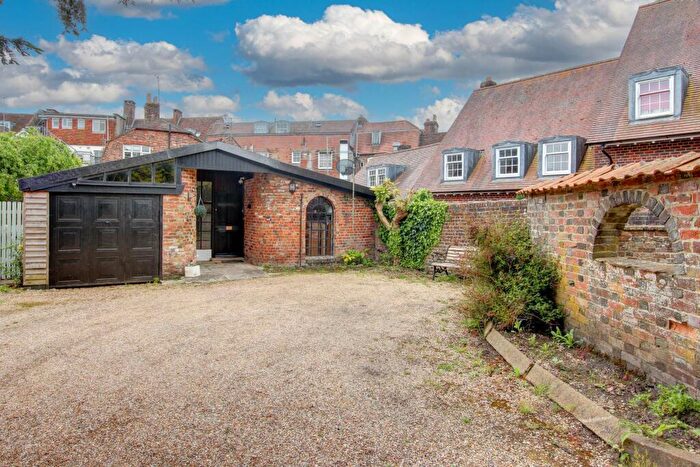 House For Sale In West Street, Blandford Forum, DT11