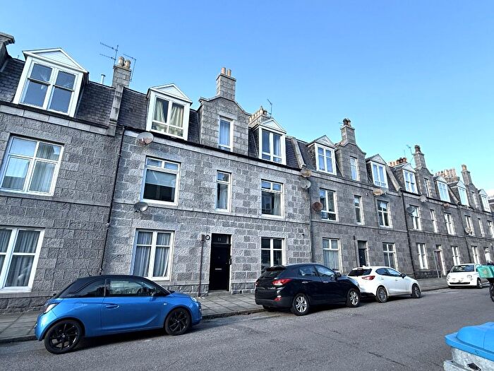 1 Bedroom Flat To Rent In Elmbank Road, Old Aberdeen, Aberdeen, AB24